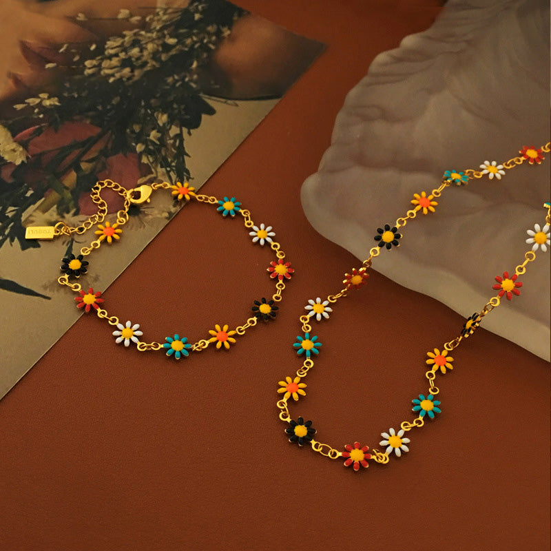 Daisy Bracelet and Necklace for Best Friends