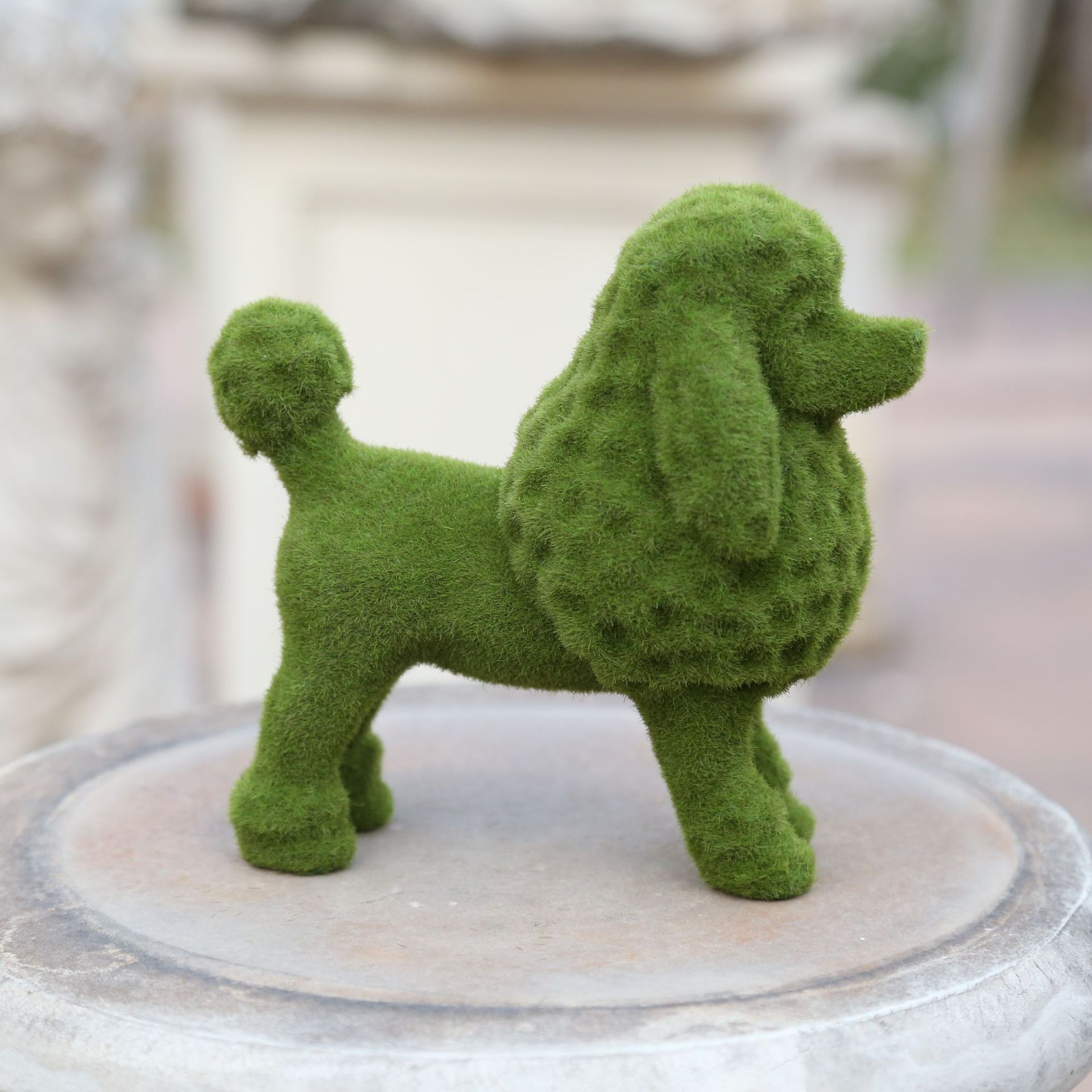 Decorative Peeing Dog Topiary