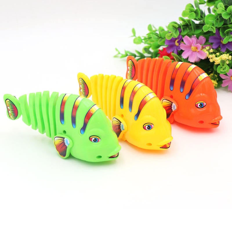 Clockwork Swinging Cartoon Fish Toys