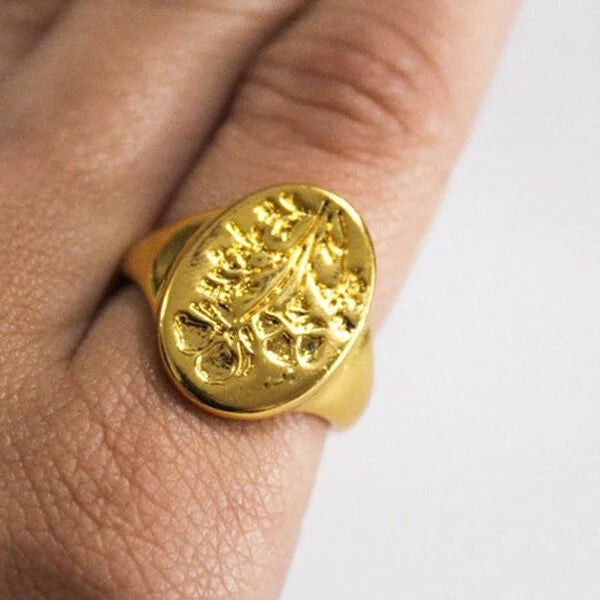 Carved Wildflower Gold Ring