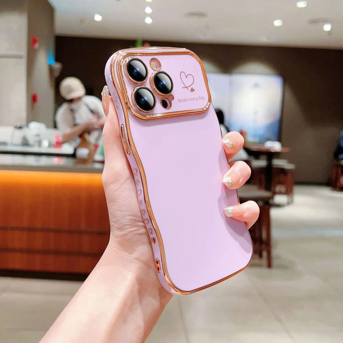 (🔥Last Day 60% OFF) - Stylish Wave Edged Electroplated Heart Lens Protector Anti-Drop Case for iPhone