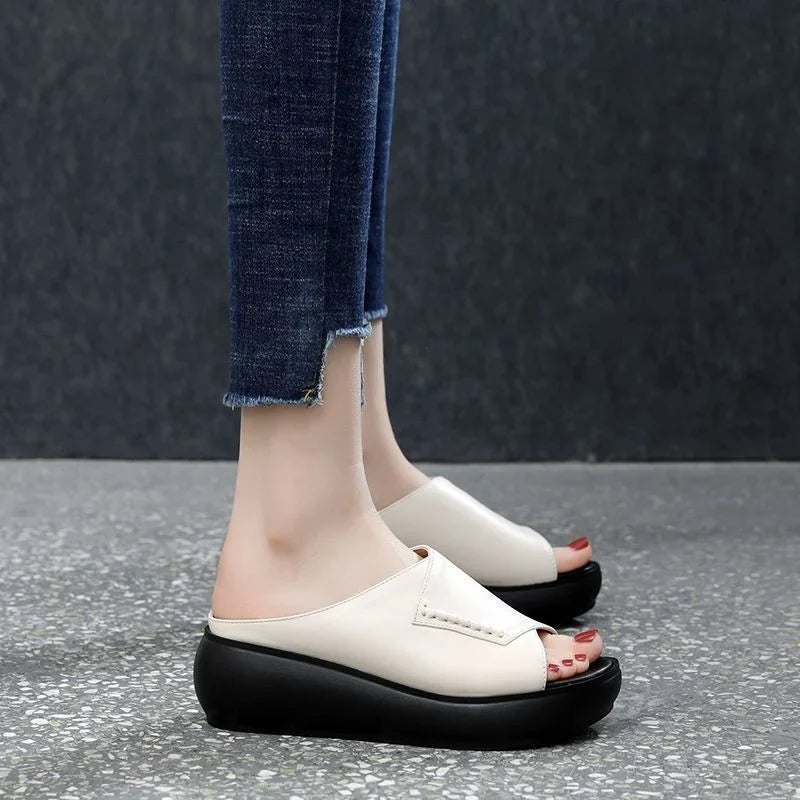 2023 WOMEN'S NEW THICK-BOTTOMED FISH MOUTH SLIPPERS