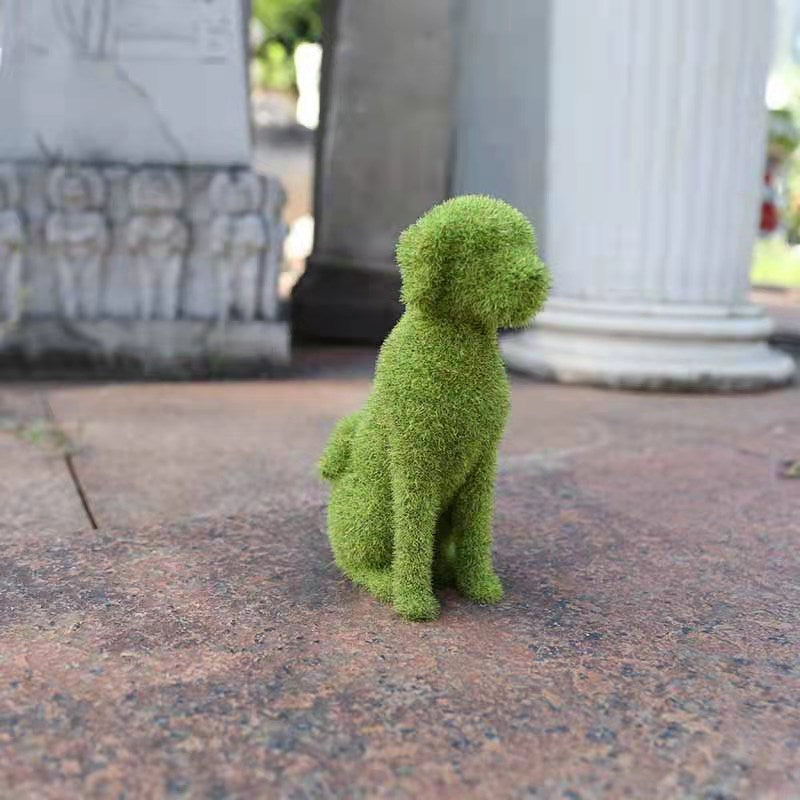 Decorative Peeing Dog Topiary