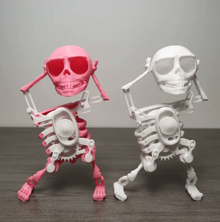 Dancing and Swinging 3D Skull Toy