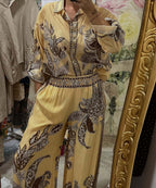 Comfortable and Chic Paisley Print Loungewear Set