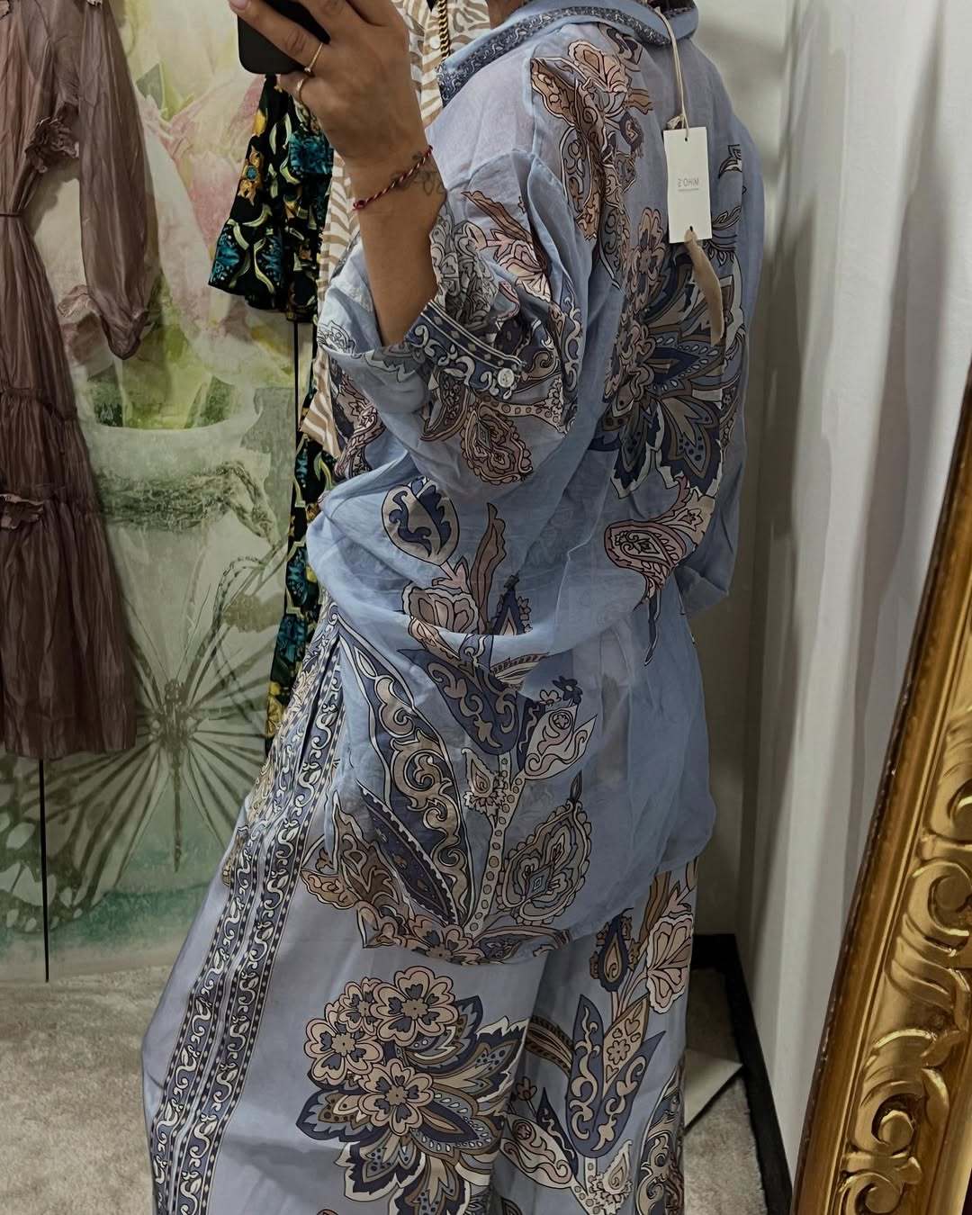 Comfortable and Chic Paisley Print Loungewear Set