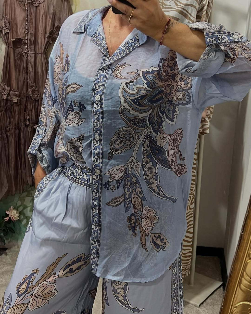 Comfortable and Chic Paisley Print Loungewear Set