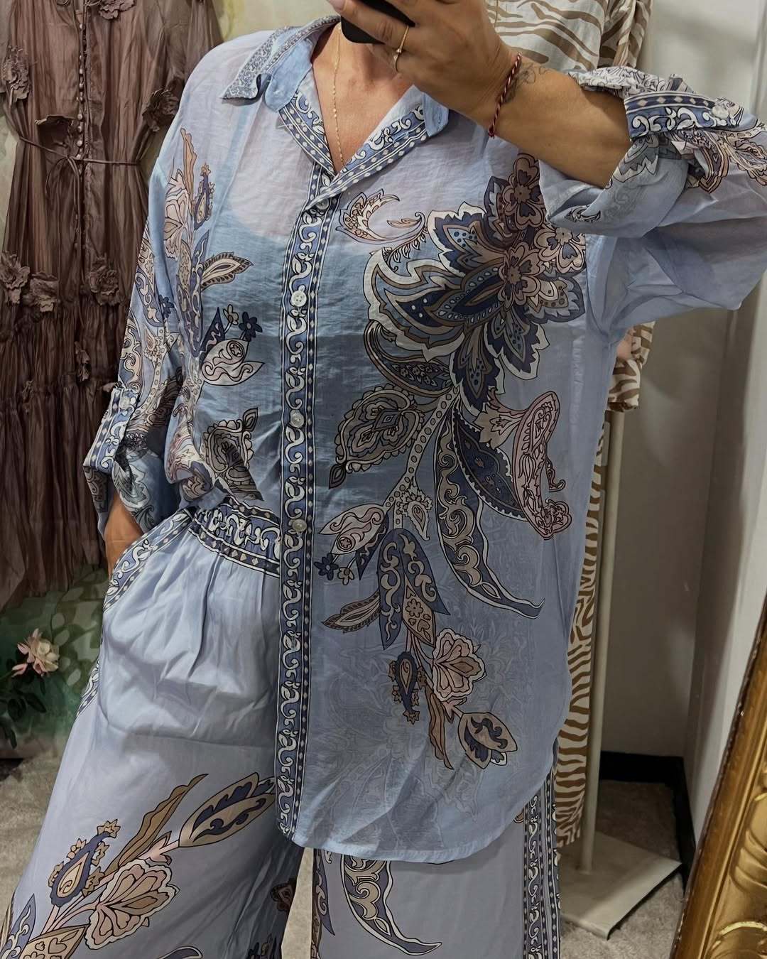 Comfortable and Chic Paisley Print Loungewear Set