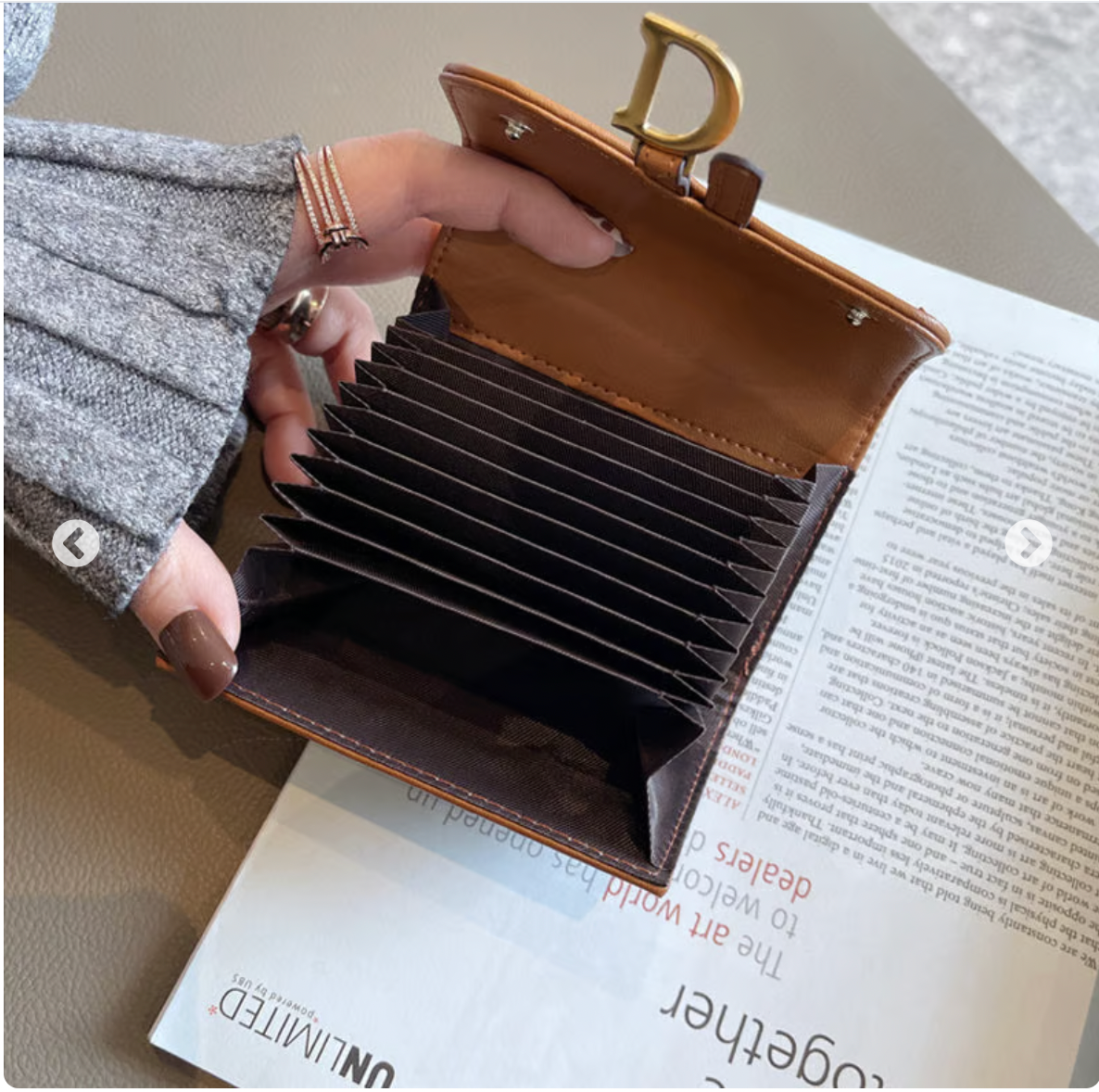 Checkerboard Pattern D Letter Design Card Holder