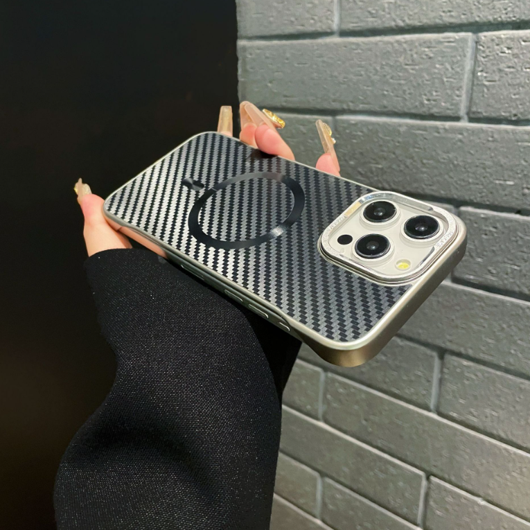 Borderless Kevlar Phone Case-Magnetic Charging Compatible