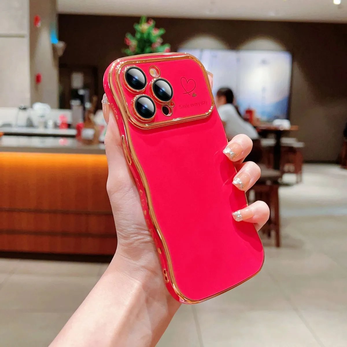 (🔥Last Day 60% OFF) - Stylish Wave Edged Electroplated Heart Lens Protector Anti-Drop Case for iPhone
