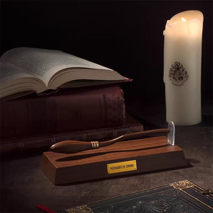 (🔥This Week's Special Offer 49% OFF)🖋️Fliegender Nimbus 2000 Magical Flying Pen