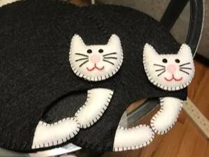 Cute cat coasters